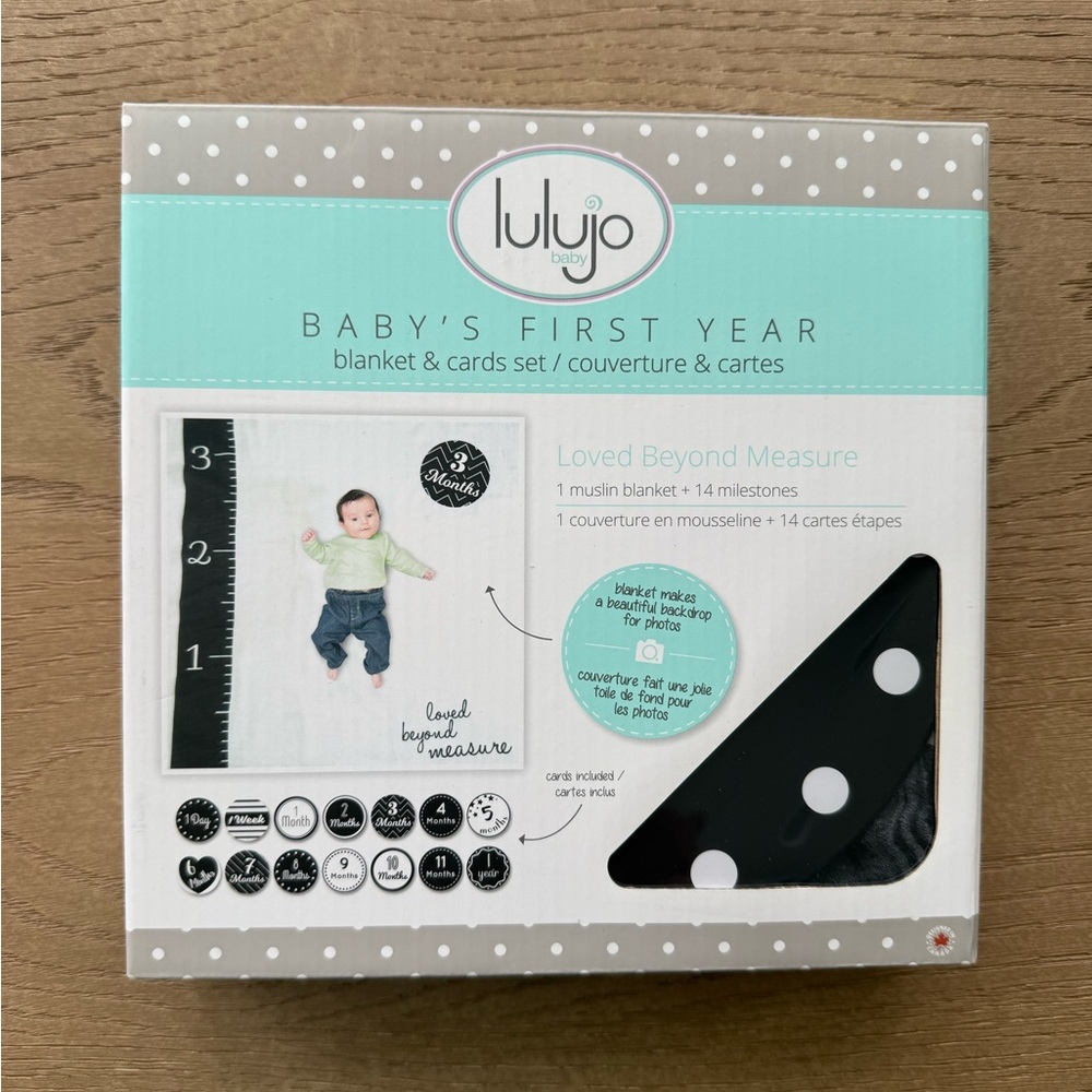 Baby's First Year Blanket & Cards Set